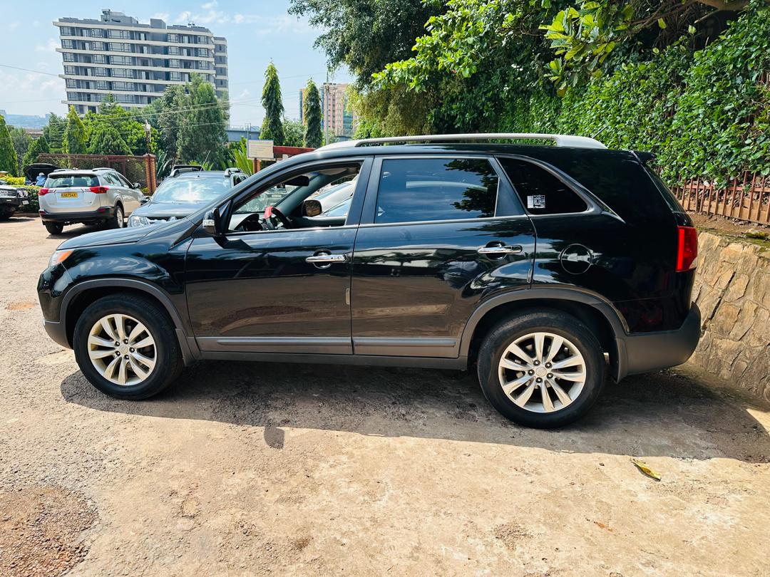 KIA KIA SORENTO